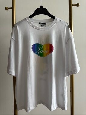 Zara Smiley Originals White Tee with Rainbow Heart